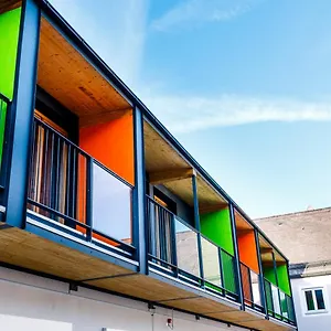  Hostel Jugendherberge Burghausen